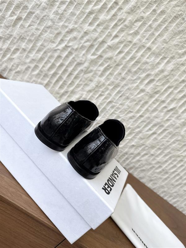 20251127171420102 320